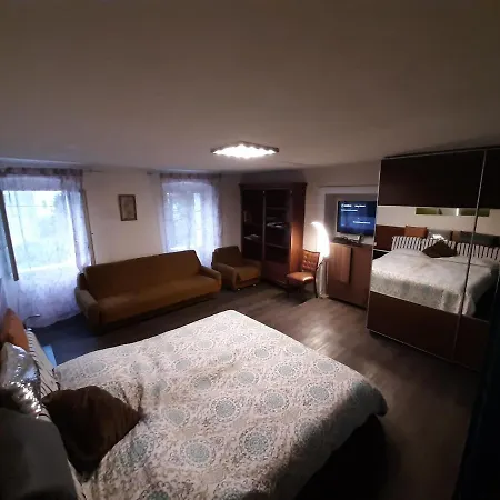 Lux Center B&B - Pasja Grofica Idrija Nastanitev v družini